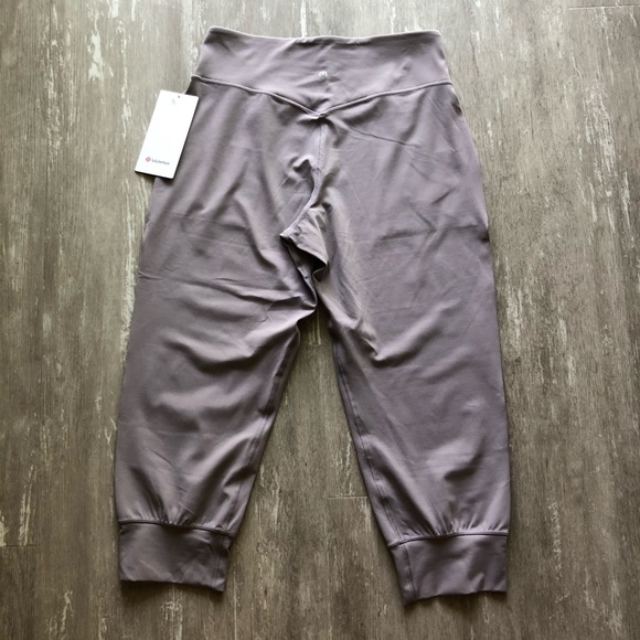 Lululemon Align Jogger Crop *23" - VIVB - Picture 8 of 14